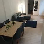 Duplex Cosy 90m2 A 300m Rue Pietonne Et 500 M Du Port Lägenhet
